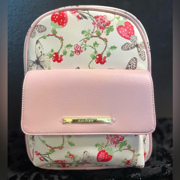 🍓🦋 NWT-  Luv Betsey by Betsey Johnson
Strawberry Butterfly Backpack🍓🦋 - Picture 1 of 11
